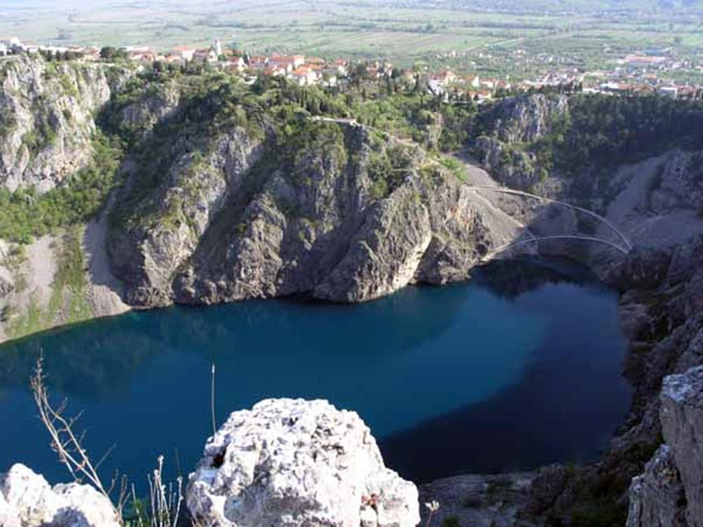 Hotel Vila Ruzin Dvor Imotski Exterior foto